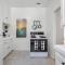 Beverly Hills Stylish & Central 1 BR Apt + Parking - 洛杉矶