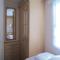 Golden Anchor : Ovation 4 Berth, Wrap Around Decking