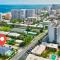 10 mins from Pompano Beach! With pool access
