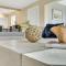 Sunny Pompano Beach with pool access