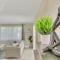 Bright Pompano Beach with pool access - Pompano Beach