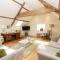 Cross Cottage