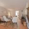 Townhome in Northern Virginia, Close to DC, Pets Okay, Fenced Yard, Fast