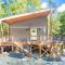 NEW Beehive Tree House Retreat - Pittsboro