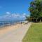 Villa Venezia Apt 3 - Spacious Hervey Bay beachfront apartment