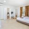 Apartments Lustica