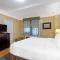 Best Western Plus Hospitality House Suites - New York