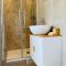 Maison Bobochic parking et jardin by Art de Voyager