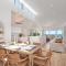 Seaviews at Sunshine beach,4bd, Pool