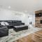 Luxe Home by the BnB Collection