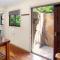 Away Guesthouse- Away on Shirley Lane