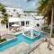 Oceanfront 5-Stars Starfish Villa, Dawn Beach, Private Pool, Secured, Concierge - Oyster Pond