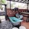 Knocknock 70s Home - Jonker Parking 5R4B 10-18pax - 马六甲
