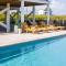 White Lotus: Beachfront Edition