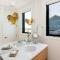 White Lotus: Beachfront Edition