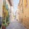 Old Town Alley - Italian Homing