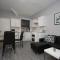 BARTON BEACHSIDE - Penthouse TwoBedroom Apartment, Double & Twins - Central Beach & Promenade Location - Over 21s, Family Friendly Only, ID Required, Stairs Access, FREE PARKING