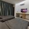 Hanan Studio Apartment with Pool, Wifi & Netflix - Gua Musang