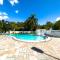 King Suite Apt With Shared Pool 02 - Clearwater