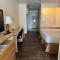 Lighthouse Suites Inn