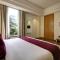 Saltstayz Select - Galleria Market & Golf Course Road