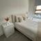 A lovely Three bedroom house in Windsor - 温莎