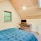 Community Beach Access Modern Poconos Cabin! - Albrightsville