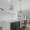Modern & upscale home near Derby - 杰斐逊维尔