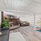 Work-friendly & near downtown