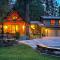 Waterfront Sunriver Home with Hot Tub and Fireplace! - Sunriver