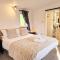 Kaoglen Lodge - Fawn Pod - Hot Tub - Dogs - Pitlochry - Luxury