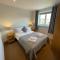 Blue Sky Apartments@ Abbots Yard, Guildford
