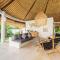 Luxury resort style Villa!