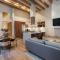 Le Cottage San Miguel de Allende, Modern Luxury in Centro with Pool & Jacuzzi