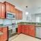 Charming Navarre Townhome 5 Mi to Beach! - Наварра Charming Navarre Townhome 5 Mi to Beach! - Наварра