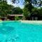 House de la Canopée, Swimming pool, Lake, Forest, large garden and WIFI - 乌尔坦