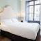 SUITE 1907 OVIEDO COLLECTION