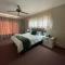 Hillcrest/Waterfall Garden Hideaway!