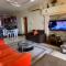 Lux Suites Eden Seafront Apartments