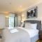 Astonishing flats near Mayfair & Piccadilly Circus - Londýn