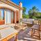 Quiet Villa in Buger with amazing pool, paddle court and nice garden