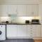 Bryn Gwyn, Sleeps 8, Sea Views, Borth y Gest