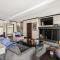 Chamonix 26, Snowmass Ski-In/Ski-Out Condo w/Shared Pool/Hot Tub/Private Washer/Dryer/WiFi