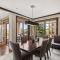 Chamonix 26, Snowmass Ski-In/Ski-Out Condo w/Shared Pool/Hot Tub/Private Washer/Dryer/WiFi