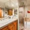 Owl Creek 04, Ski-in, ski-out luxury townhome with private hot tub in Snowmass Village - سنوماس فيليج Owl Creek 04, Ski-in, ski-out luxury townhome with private hot tub in Snowmass Village - سنوماس فيليج