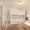Old Hundred Unit 102, Townhouse with Treetop Views & Excellent Location, 3 Blocks to Ski Slopes - Aspen