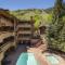 Fasching Haus Unit 10, Townhouse w/ Private Deck, Great Views, 2 Blocks to Downtown Aspen - Аспен