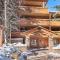 Fasching Haus Unit 390, Luxury Penthouse w/ Exceptional Views, Beautiful Decor, and Natural Light