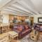 Fasching Haus Unit 8, Deluxe Townhouse w/ A/C, Private Deck, 2 Blocks to Downtown - Aspen