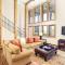 Fifth Avenue Unit 202, 2 Bedroom + Loft Condo, Huge Windows & Views. 2 Blocks to Skiing! - Aspen